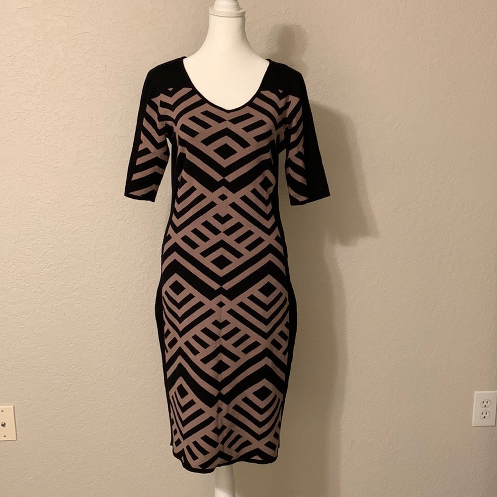 Incredibly Comfortable Flattering Sweater Dress S… - image 1